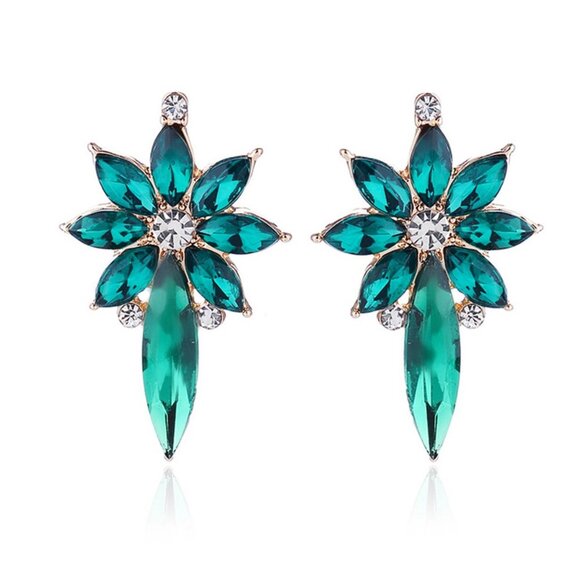 Green Stud Earrings - Picture 1 of 1